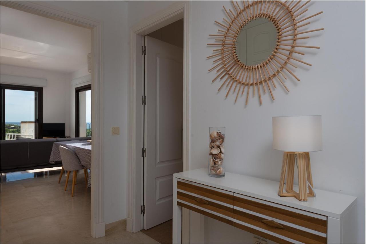 2113-beautiful 2 Beds With Seaview Apartment